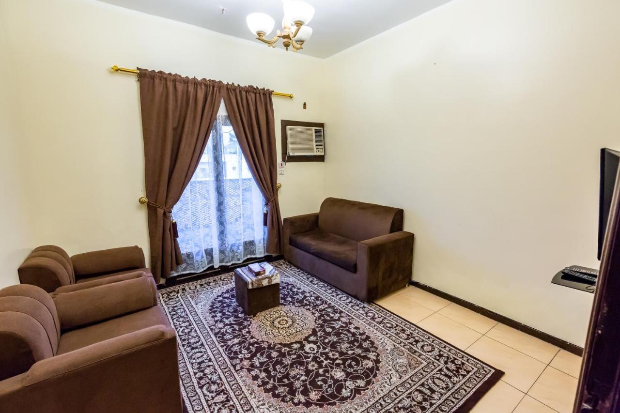 Al Eairy Furnished Apartments- Jeddah 1 Eksteriør billede